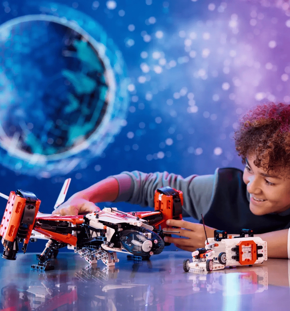 Конструктор LEGO Technic Вантажний космічний корабель VTOL LT81