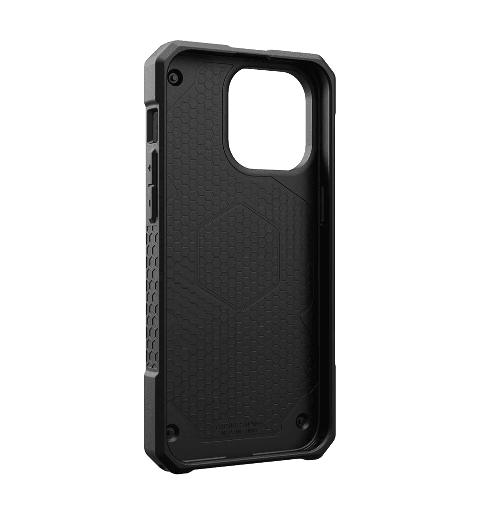 Чехол UAG iPhone 15 Pro Max Monarch Pro Magsafe, Carbon Fiber (114222114242)