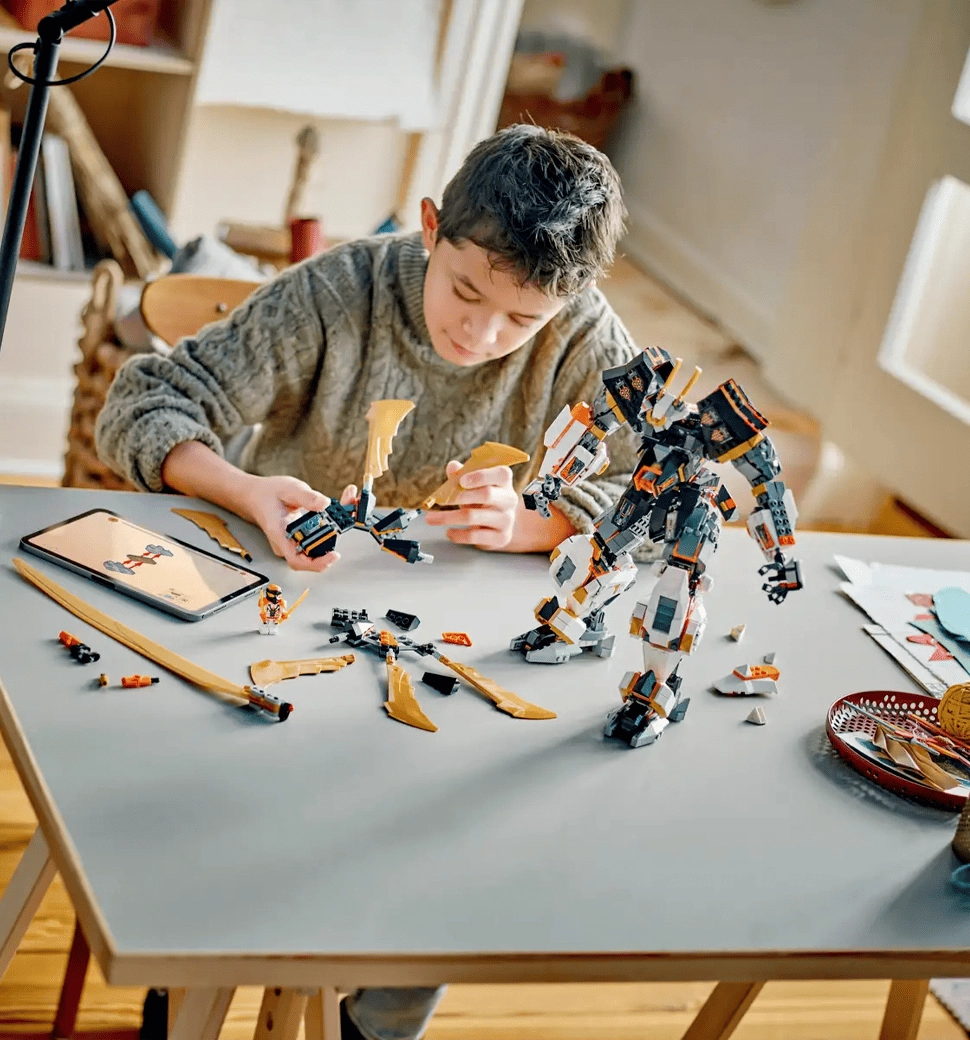 Конструктор LEGO Ninjago Драконовий робот-титан Коула