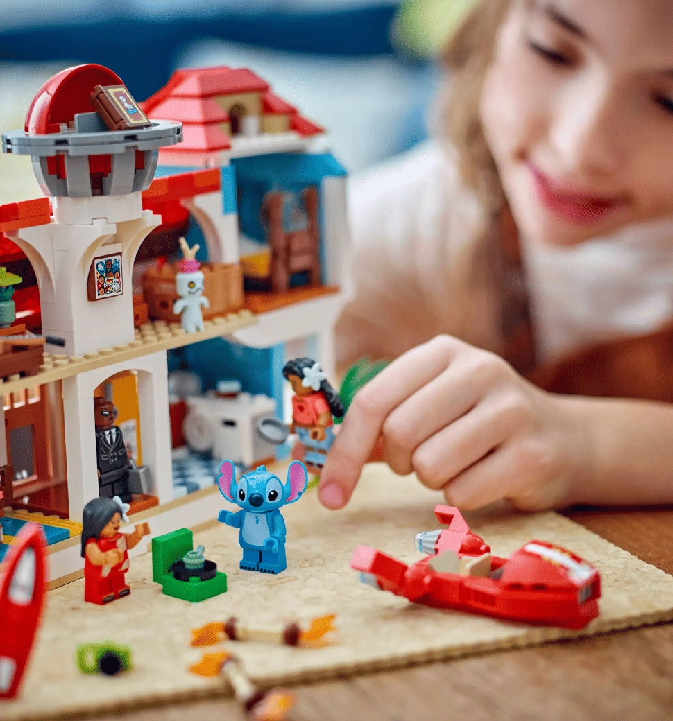 LEGO Disney Lilo Stitch Beach House (43268)