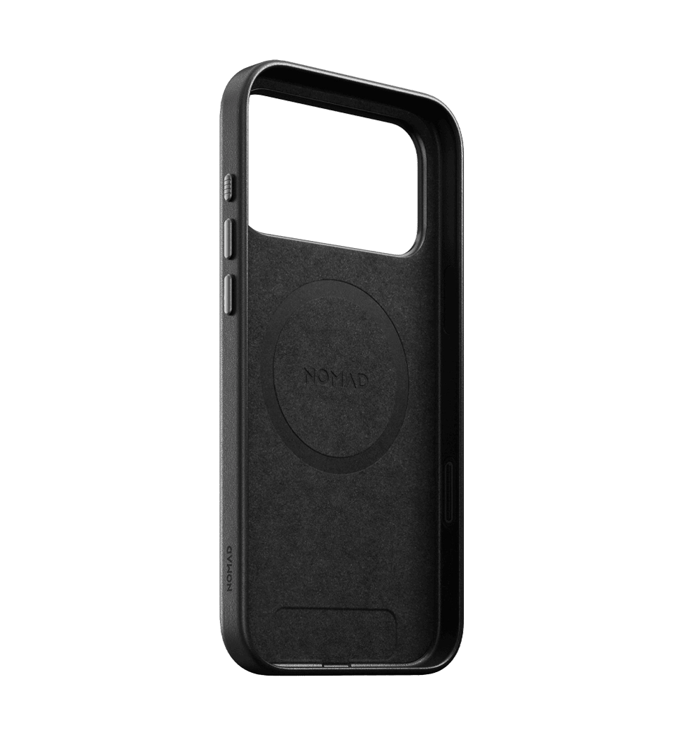 Чехол Nomad Traditional Leather Black for iPhone 17 Pro Max (NM011895858)