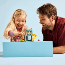Конструктор LEGO Bluey Веселье с Блуи и Хлоей на игровой площадке