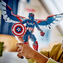 Конструктор LEGO Marvel Фігурка Капітан Америка