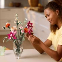 Конструктор LEGO Botanicals Милый розовый букет цветов