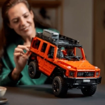 Конструктор LEGO Technic Mercedes-Benz G 500 PROFESSIONAL Line