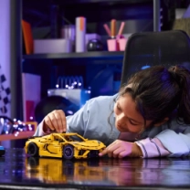 Конструктор LEGO Technic Chevrolet Corvette Stingray