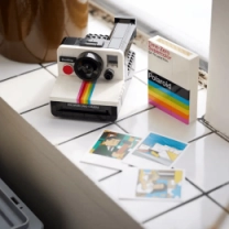 Конструктор LEGO Ideas Polaroid OneStep SX-70