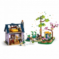 Конструктор LEGO Friends Будиночок і квітник бджолярів