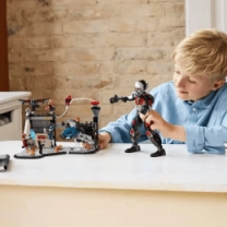 Конструктор LEGO Super Heroes Первый мститель: Противостояние Приключенческая битва