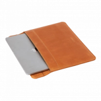 Кожаный чехол INCARNE Klouz MacBook Air 13" 2018-2022 коньяк